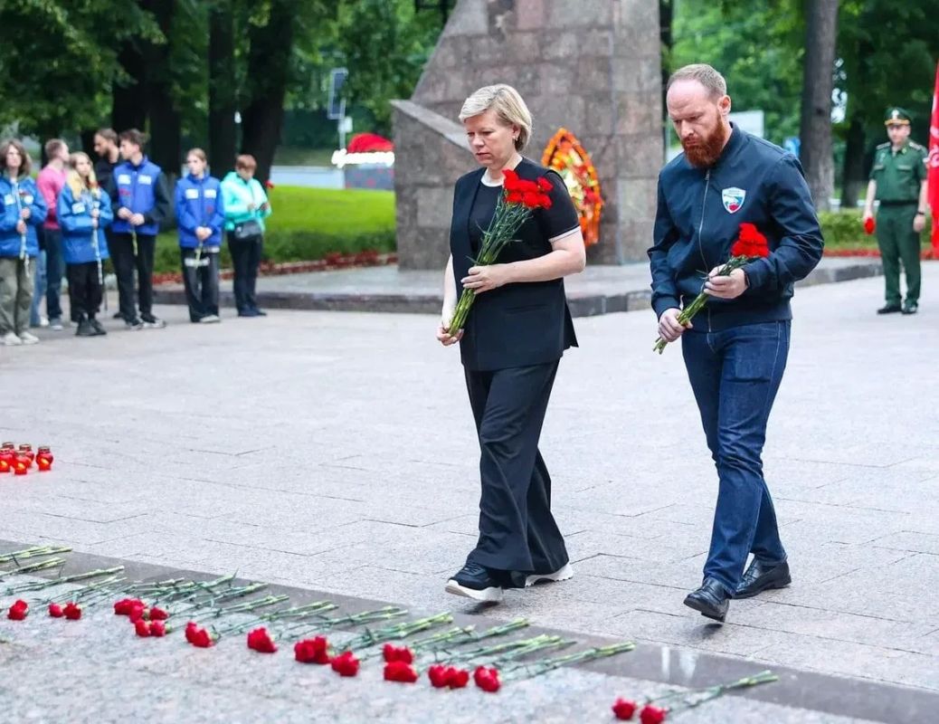 «Единая Россия» организовала в Подмосковье патриотические мероприятия ко Дню памяти и скорби «Единая Россия» организовала в Подмосковье патриотические мероприятия ко Дню памяти и скорби