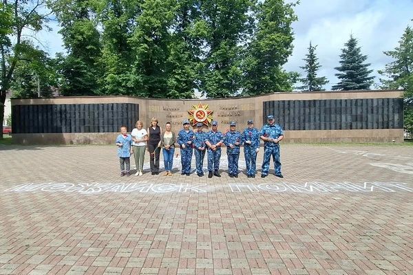 Сотрудники ГУФСИН почтили память павших в Великой Отечественной войне в День памяти и скорби Сотрудники ГУФСИН почтили память павших в Великой Отечественной войне в День памяти и скорби