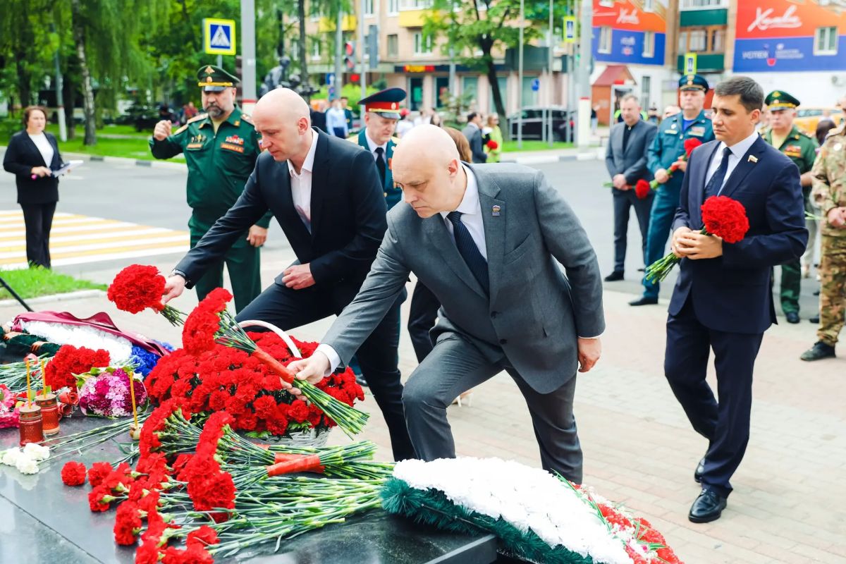 В Химках почтили память героев Великой Отечественной войны В Химках почтили память героев Великой Отечественной войны