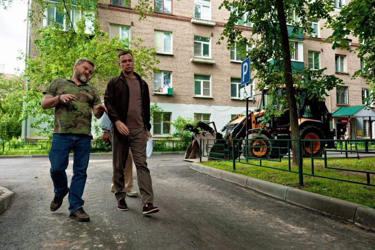 Заместитель министра оценил ход работ по благоустройству в Подмосковных Мытищах Заместитель министра оценил ход работ по благоустройству в Подмосковных Мытищах