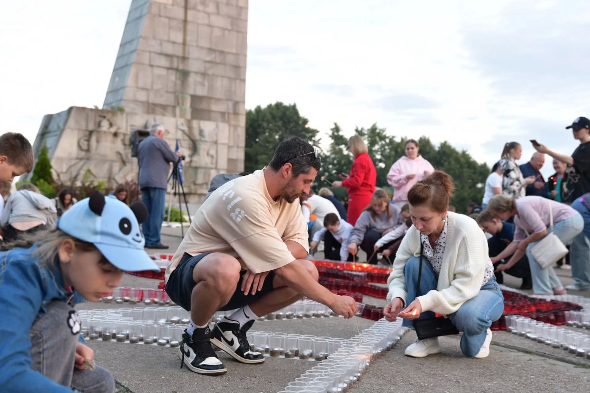 В канун Дня памяти и скорби, мы собрались на Перемиловской высоте В канун Дня памяти и скорби, мы собрались на Перемиловской высоте