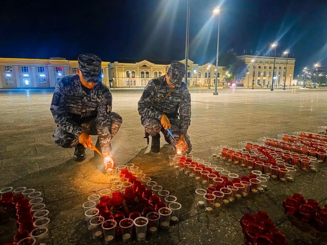 Росгвардейцы присоединились к акции «Свеча памяти» в Подмосковье Росгвардейцы присоединились к акции «Свеча памяти» в Подмосковье