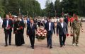Памятные мероприятия с возложением цветов, посвящённые 85-й годовщине начала Великой Отечественной войны также состоялись у Вечного огня на Мемориале Славы и у памятника Защитникам Отечества в микрорайоне Юбилейный