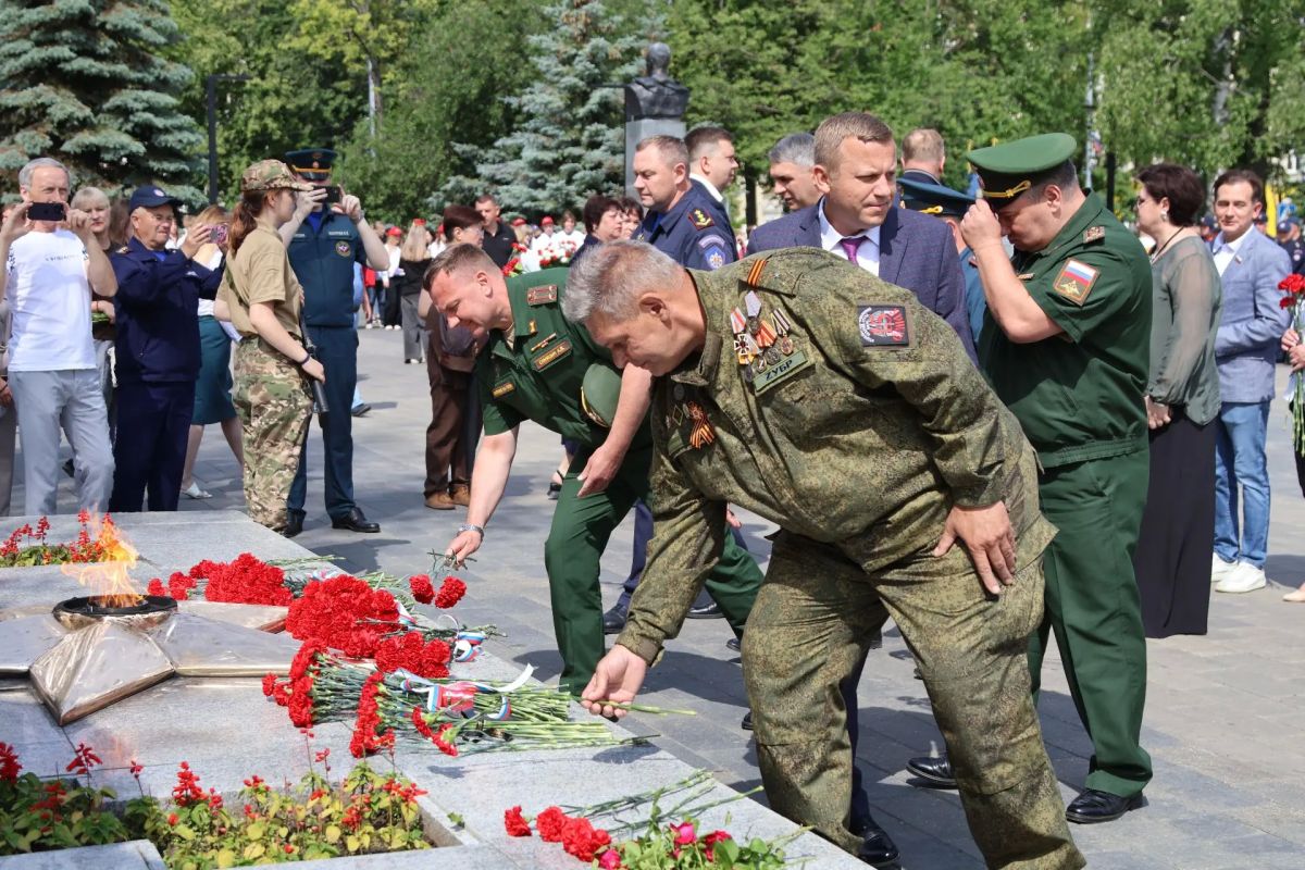 В Ступино почтили героев в День памяти и скорби В Ступино почтили героев в День памяти и скорби
