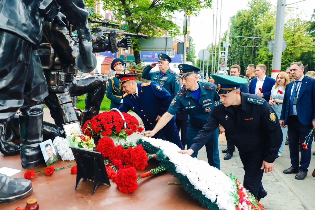 В Химках почтили память героев Великой Отечественной войны В Химках почтили память героев Великой Отечественной войны