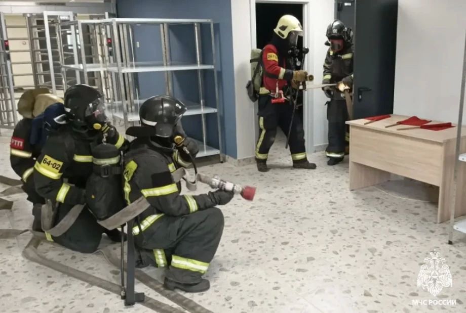 В Воскресенске прошли пожарно-тактические учения в новом здании УМВД В Воскресенске прошли пожарно-тактические учения в новом здании УМВД