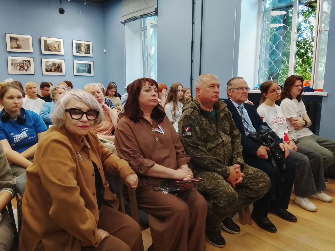 В Раменской библиотеке состоялась презентация седьмого тома книги «Без вести павшие» В Раменской библиотеке состоялась презентация седьмого тома книги «Без вести павшие»