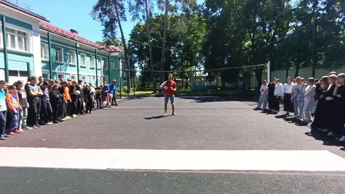 В санатории Серпухова прошло спортивное мероприятие для юных волонтёров при участии тренера сборной Московской области по голболу В санатории Серпухова прошло спортивное мероприятие для юных волонтёров при участии тренера сборной Московской области по голболу