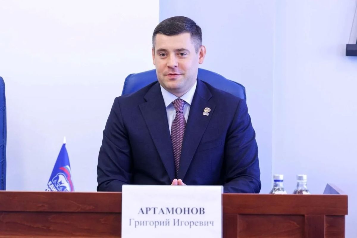 Григорий Артамонов: Сразу десять новых членов пополнили ряды Единой России в Подольске Григорий Артамонов: Сразу десять новых членов пополнили ряды Единой России в Подольске