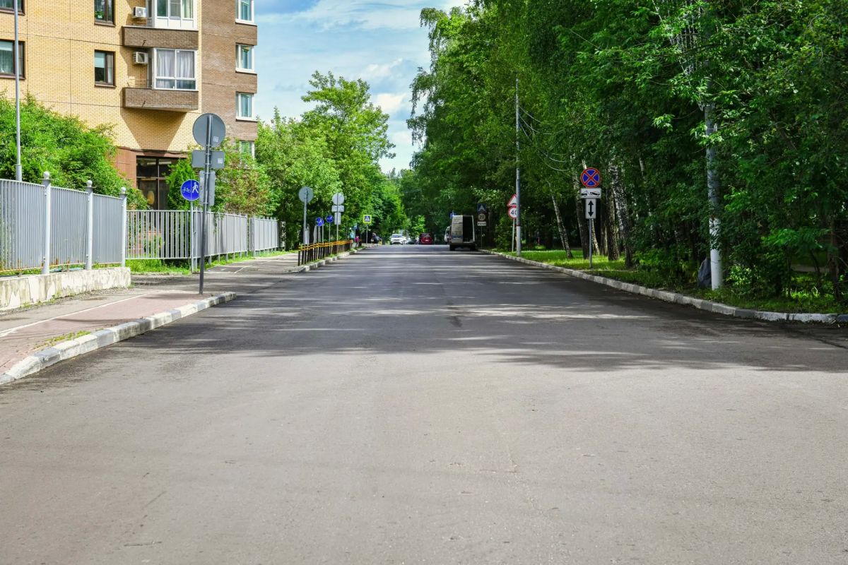 В Химках уложили новый асфальт на 11 участках дорог В Химках уложили новый асфальт на 11 участках дорог