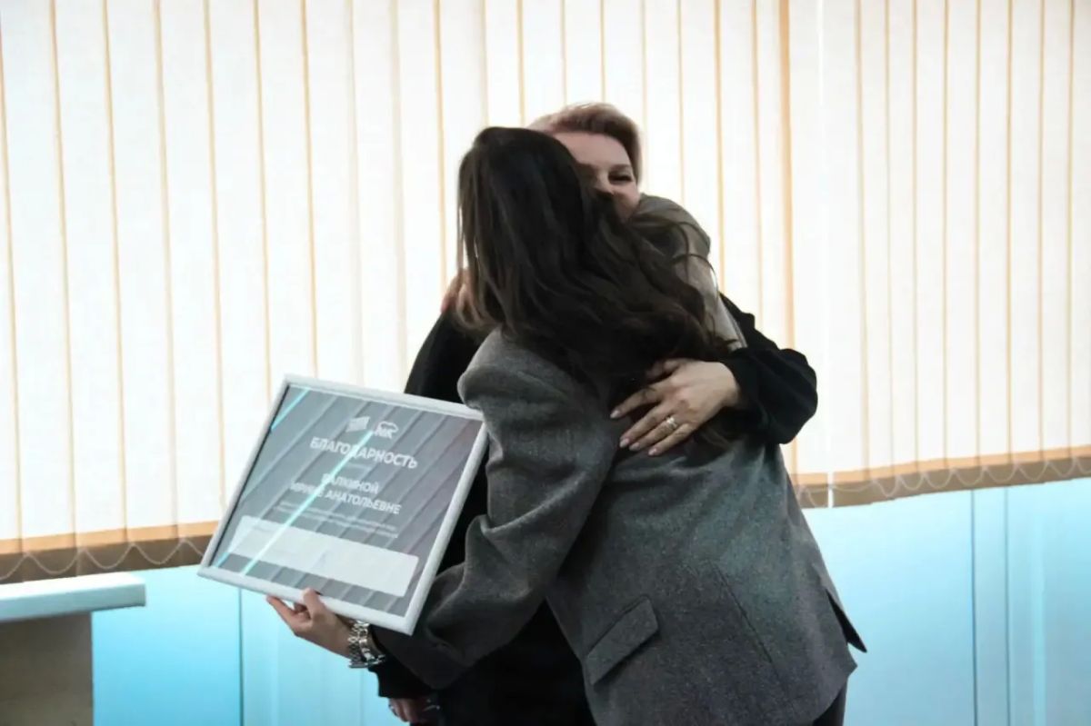 В Серпухове депутат Диана Алумянц встретилась с коллективом дворца молодежи «Дружба» В Серпухове депутат Диана Алумянц встретилась с коллективом дворца молодежи «Дружба»
