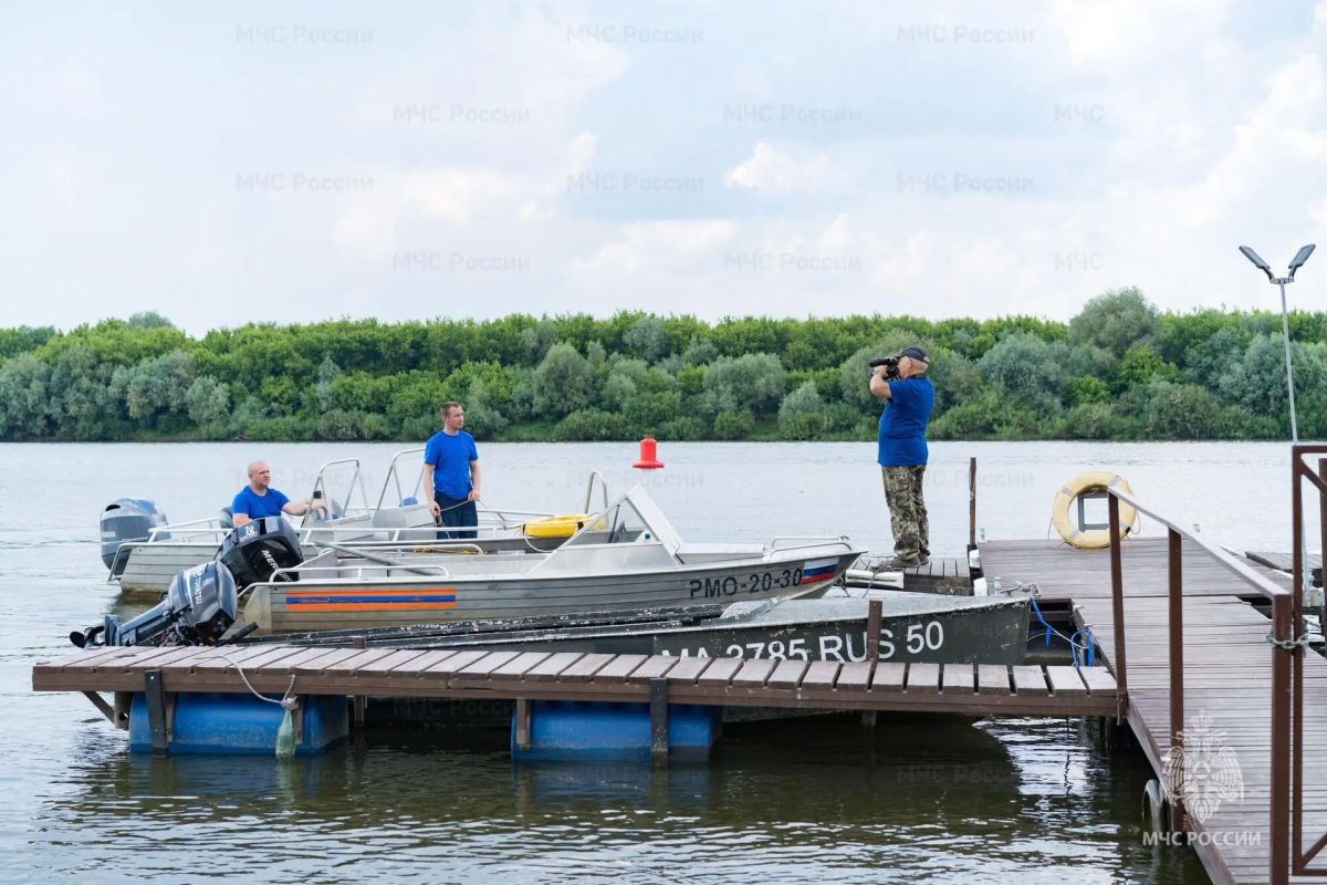 Безопасность у воды - превыше всего! Безопасность у воды - превыше всего!