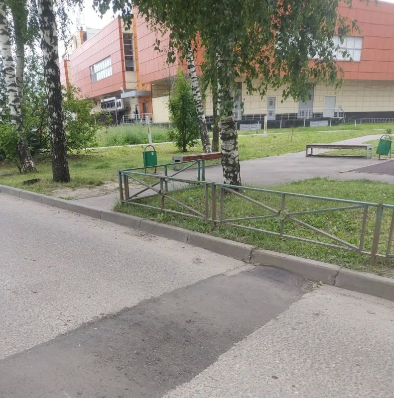 Безопасные дороги: в Долгопрудном продолжается ямочный ремонт Безопасные дороги: в Долгопрудном продолжается ямочный ремонт