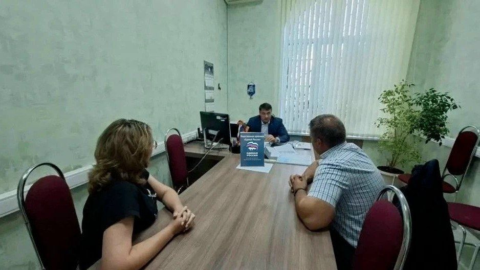 На неделе депутаты и члены «Единой России» в Богородском округе провели выездные проверки и приёмы граждан На неделе депутаты и члены «Единой России» в Богородском округе провели выездные проверки и приёмы граждан