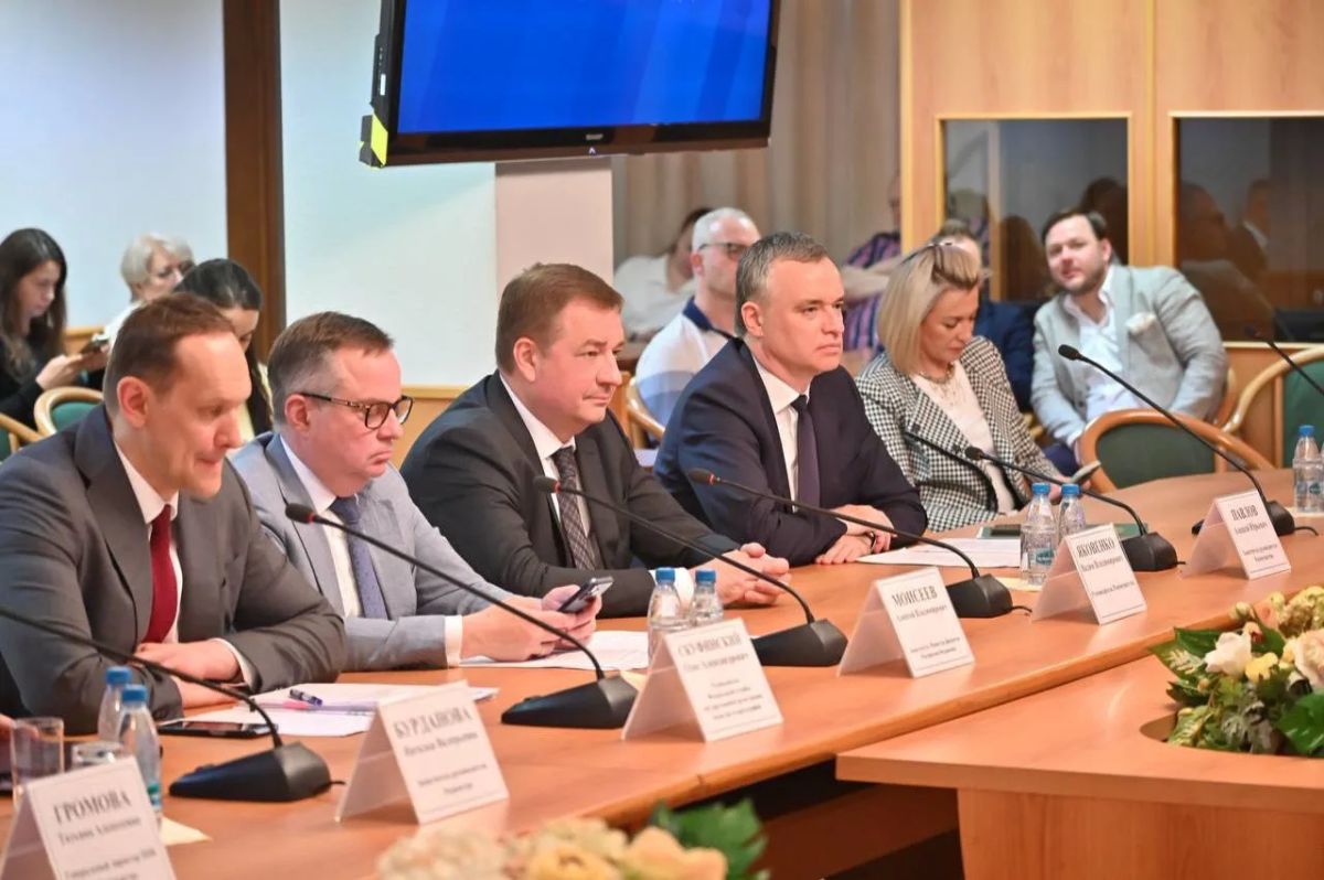 Вадим Яковенко выступил с докладом на заседании профильного Комитета Госдумы