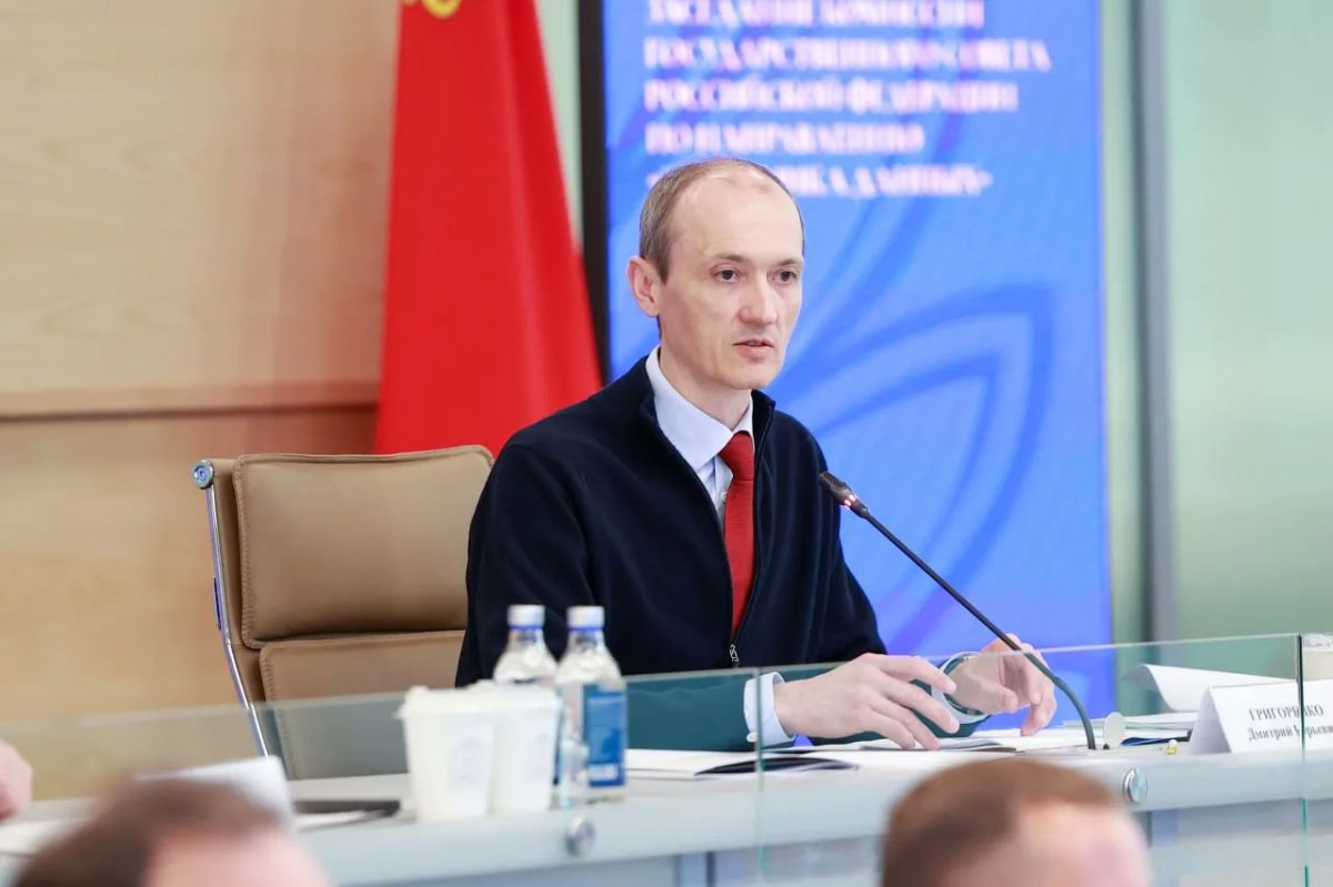 Андрей Воробьев: Сегодня провели заседание комиссии Госсовета по направлению «Экономика данных» вместе с помощником Президента, секретарем Госсовета Алексеем Дюминым, вице-премьером — руководителем Аппарата Правительства РФ... Андрей Воробьев: Сегодня провели заседание комиссии Госсовета по направлению «Экономика данных» вместе с помощником Президента, секретарем Госсовета Алексеем Дюминым, вице-премьером — руководителем Аппарата Правительства РФ...
