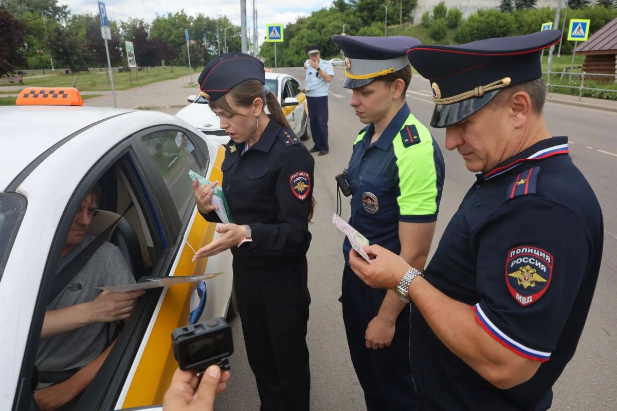 Серпуховская Госавтоинспекция проводит профилактические мероприятия с пассажироперевозчиками