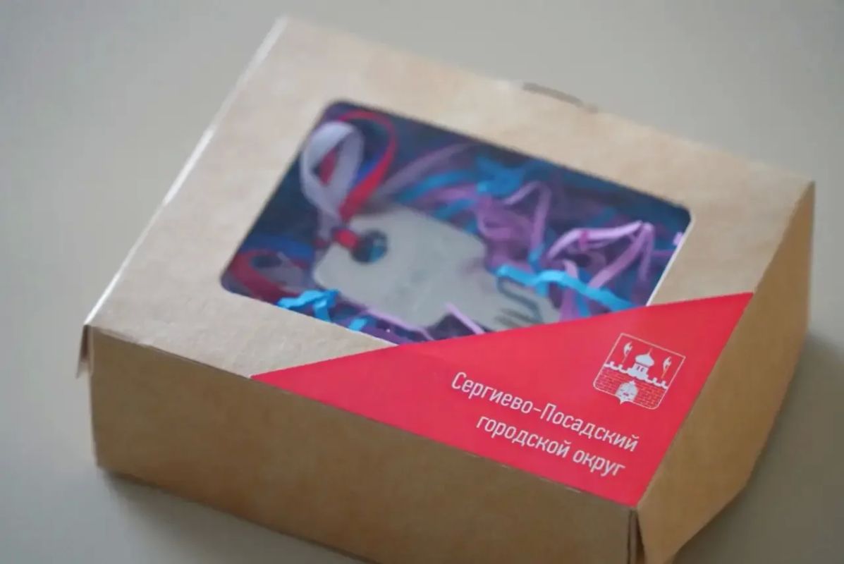 Сегодня вручила ключи от благоустроенной квартиры Ольге Громовой Сегодня вручила ключи от благоустроенной квартиры Ольге Громовой