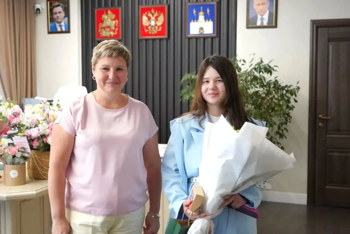 Сегодня вручила ключи от благоустроенной квартиры Ольге Громовой
