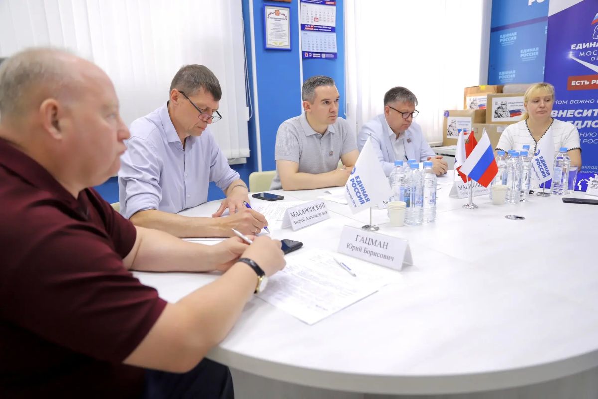 Константин Михальков: Провёл приём жителей в общественной приёмной Единой России Константин Михальков: Провёл приём жителей в общественной приёмной Единой России
