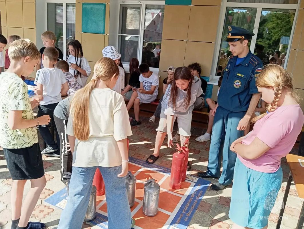 «День пожарной безопасности» прошел в лагере «Осетр» «День пожарной безопасности» прошел в лагере «Осетр»