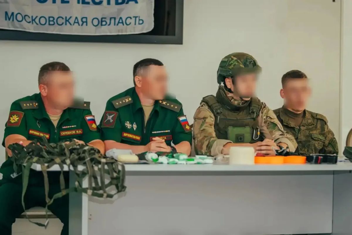 Единый центр поддержки участников СВО и членов их семей организовал для воспитанников лагеря «Восход» урок тактической медицины и встречу с людьми, которые знают о мужестве не понаслышке Единый центр поддержки участников СВО и членов их семей организовал для воспитанников лагеря «Восход» урок тактической медицины и встречу с людьми, которые знают о мужестве не понаслышке