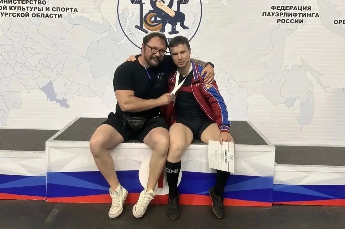 Мытищинские спортсмены бьют рекорды на первенстве России по пауэрлифтингу Мытищинские спортсмены бьют рекорды на первенстве России по пауэрлифтингу