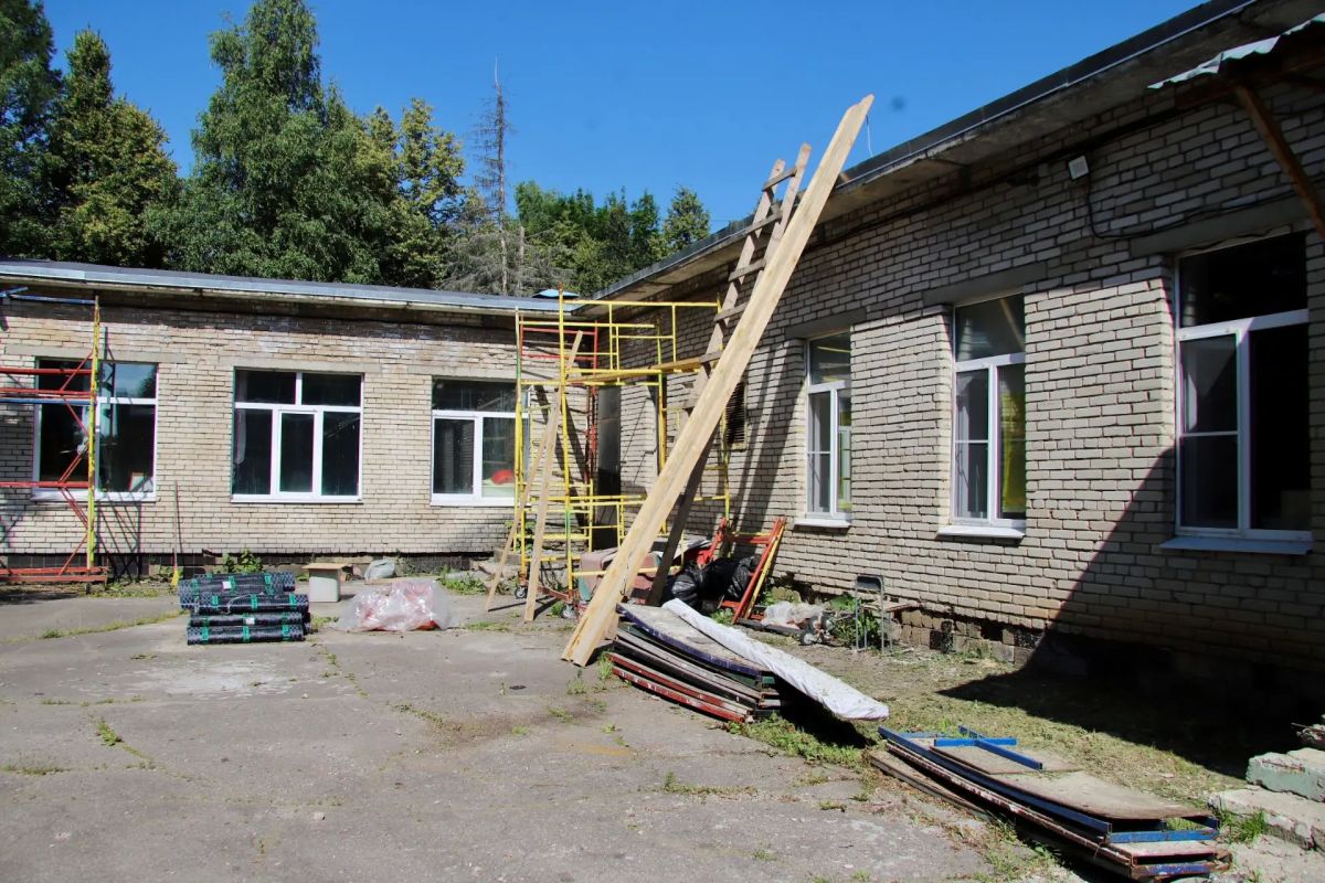 Константин Михальков: Второй год продолжаем обновление дошкольного корпуса школы №4 в Санатории Министерства обороны Константин Михальков: Второй год продолжаем обновление дошкольного корпуса школы №4 в Санатории Министерства обороны