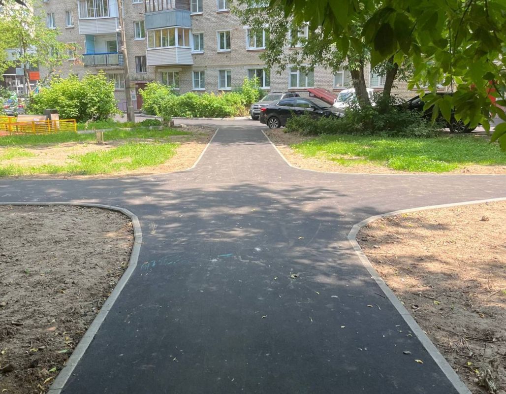 Две дворовых территорий благоустроили в Подольске на прошлой неделе Две дворовых территорий благоустроили в Подольске на прошлой неделе