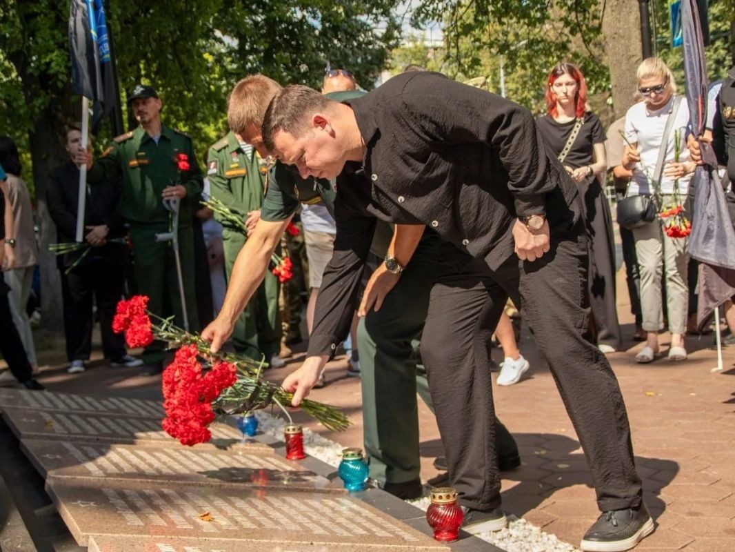 Сегодня, в День ветеранов боевых действий, в Электростали почтили память защитников Отечества