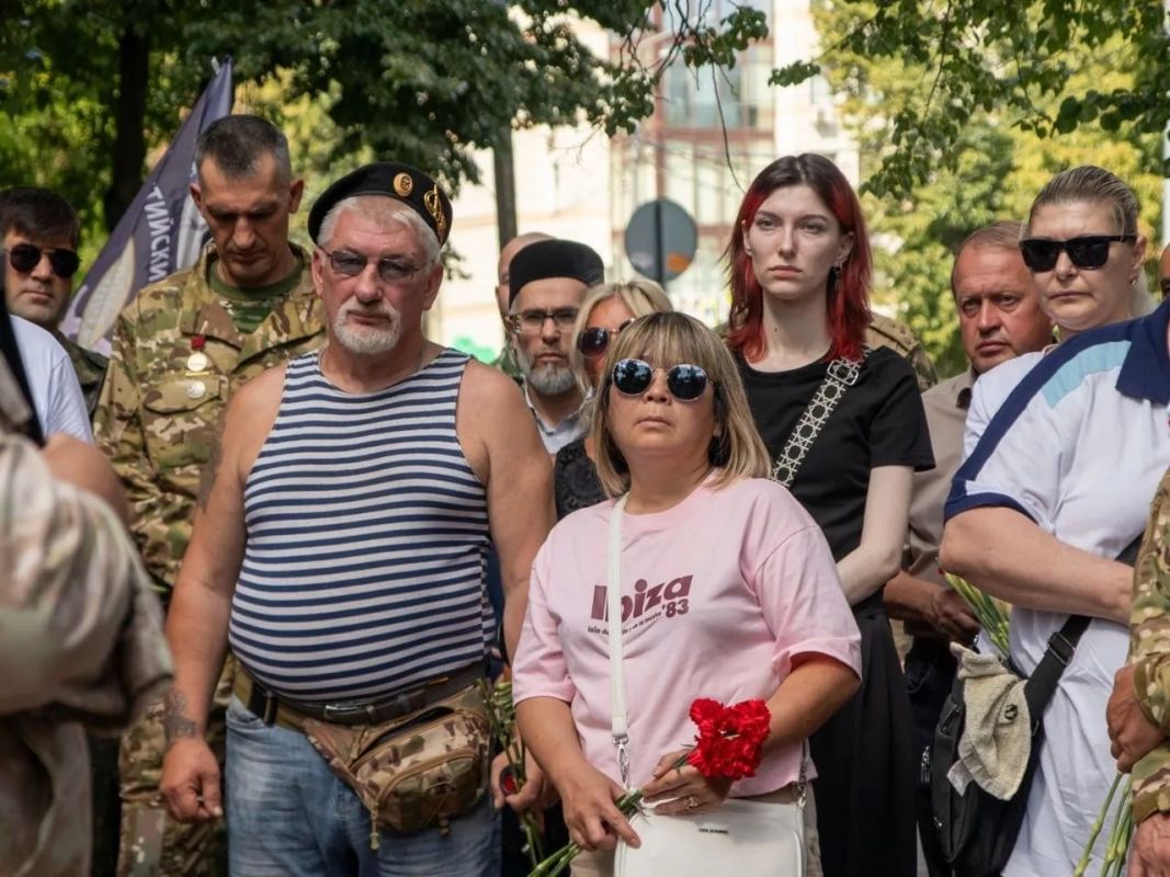 Сегодня, в День ветеранов боевых действий, в Электростали почтили память защитников Отечества Сегодня, в День ветеранов боевых действий, в Электростали почтили память защитников Отечества