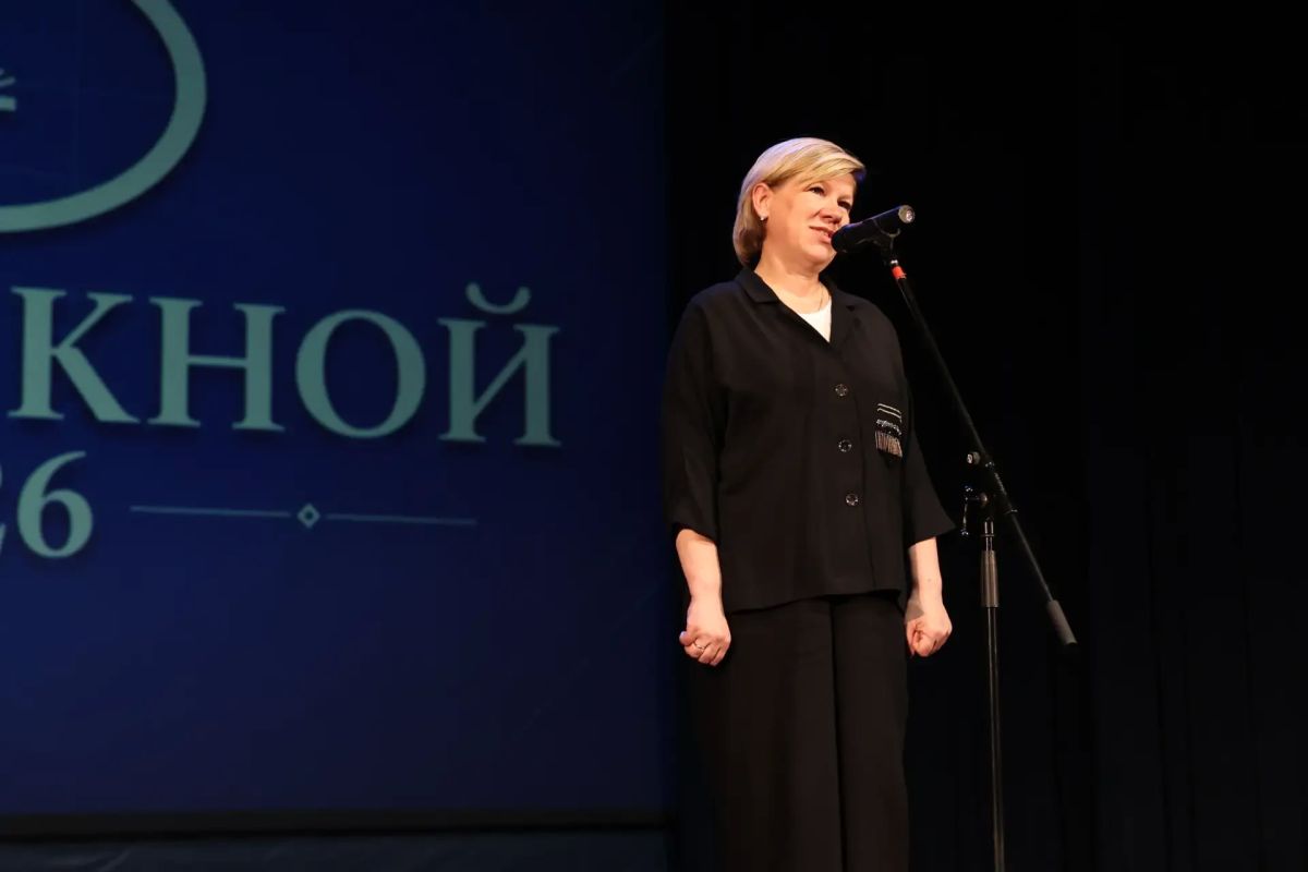 225 новых специалистов: в Красногорске вручили дипломы выпускникам колледжа 225 новых специалистов: в Красногорске вручили дипломы выпускникам колледжа