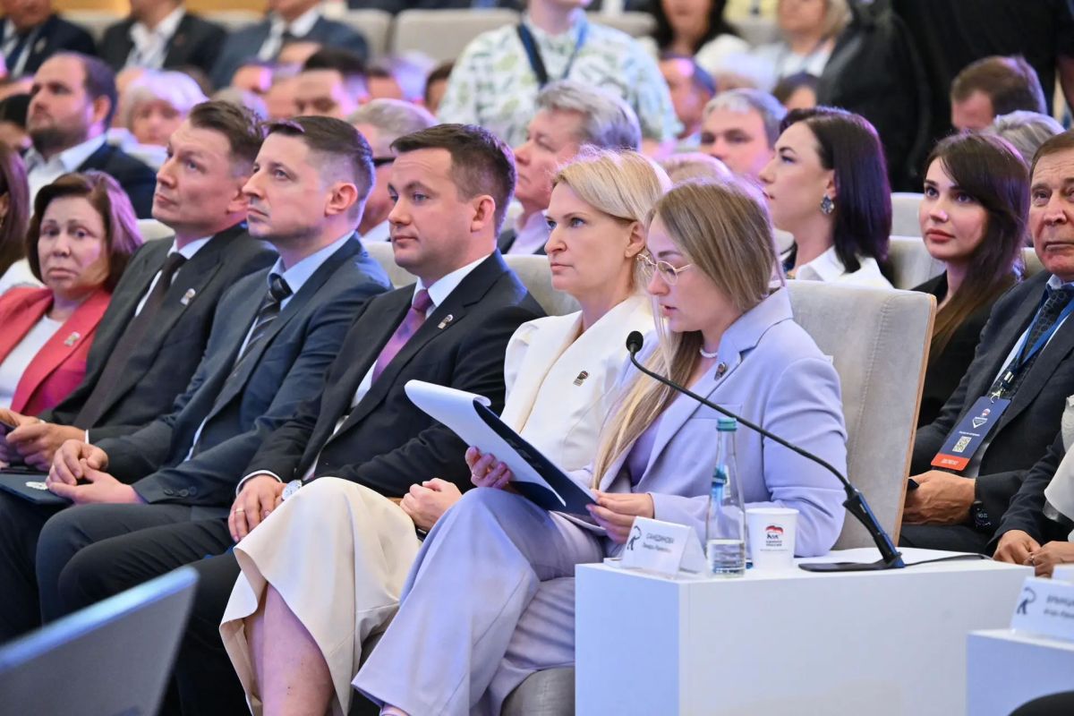 «Единая Россия» представила кандидатов на выборы в Мособлдуму «Единая Россия» представила кандидатов на выборы в Мособлдуму