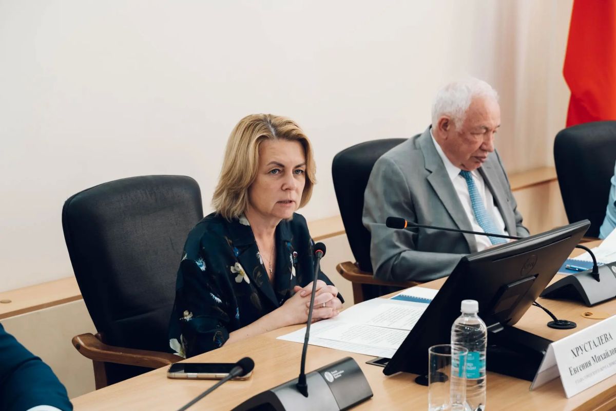 Доступность медицины, строительство новых объектов и модернизация существующей инфраструктуры — главные темы встречи с руководством и коллективами медучреждений Домодедово Доступность медицины, строительство новых объектов и модернизация существующей инфраструктуры — главные темы встречи с руководством и коллективами медучреждений Домодедово