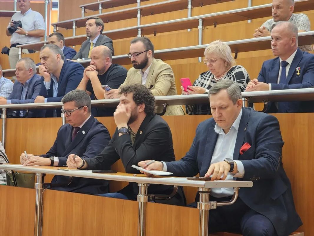 В Красногорске состоялось заседание Общественного штаба по наблюдению за выборами В Красногорске состоялось заседание Общественного штаба по наблюдению за выборами