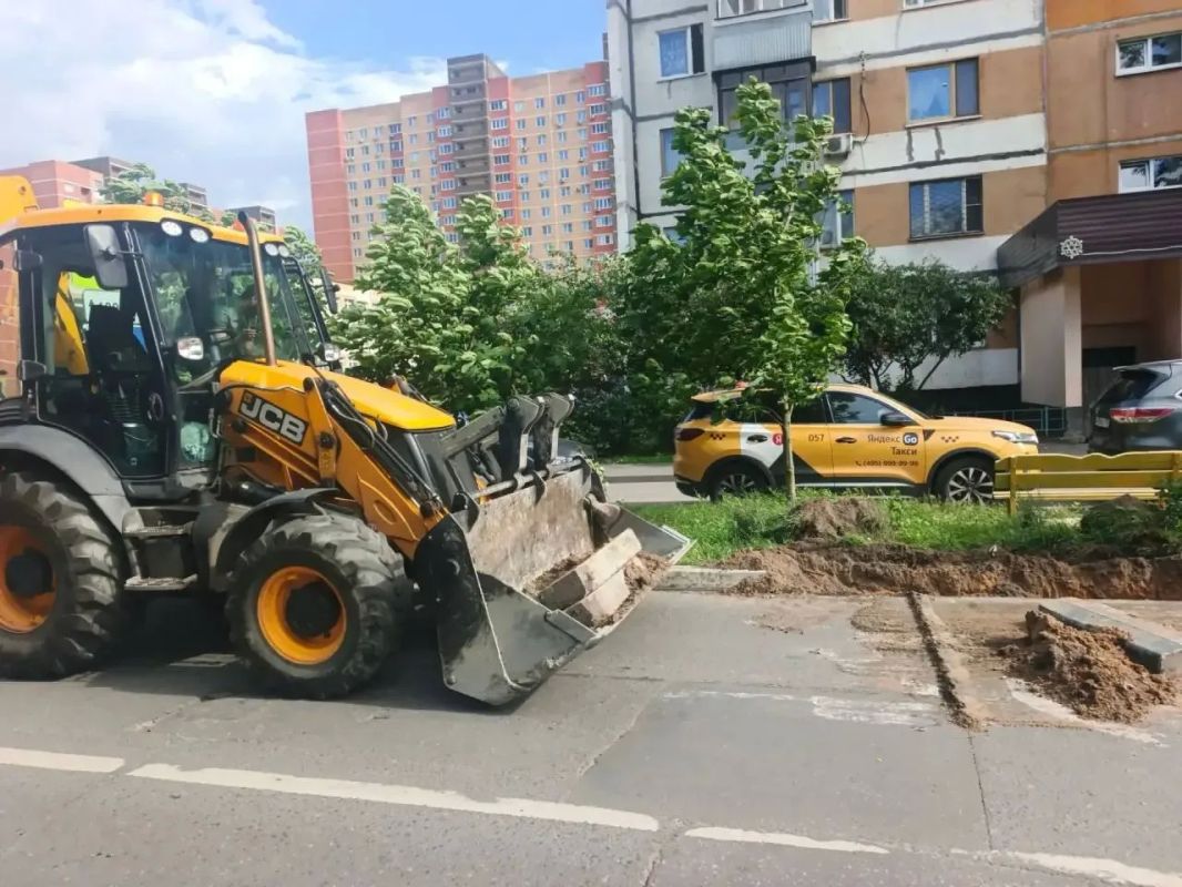 Ремонт дорожного покрытия начался на улице Школьная в поселке Октябрьский Ремонт дорожного покрытия начался на улице Школьная в поселке Октябрьский