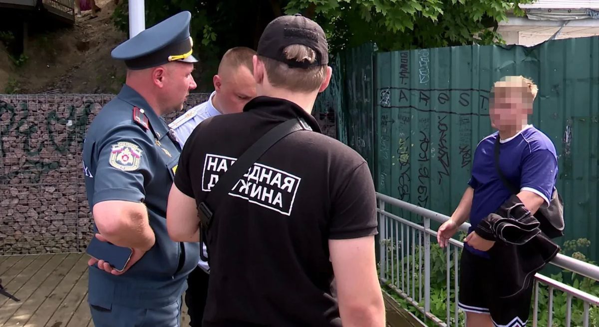 Огонь и вода: в Долгопрудном прошёл очередной рейд по местам отдыха горожан Огонь и вода: в Долгопрудном прошёл очередной рейд по местам отдыха горожан