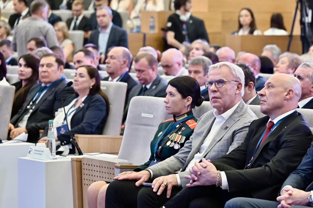 «Единая Россия» представила кандидатов на выборы в Мособлдуму «Единая Россия» представила кандидатов на выборы в Мособлдуму