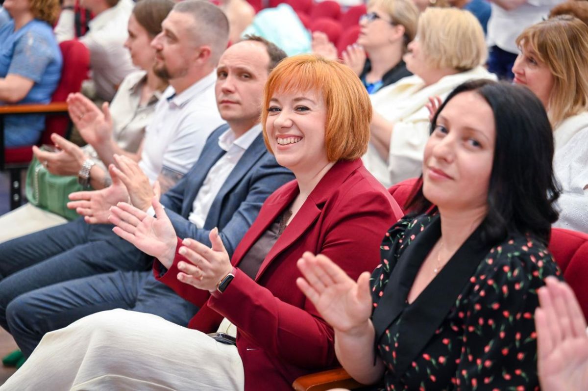 В Видновском художественно-техническом лицее прошла торжественная церемония вручения аттестатов выпускникам В Видновском художественно-техническом лицее прошла торжественная церемония вручения аттестатов выпускникам