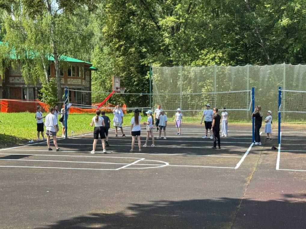 Воспитанники оздоровительного центра «Ромашка» приняли участие в спартакиаде загородных лагерей Воспитанники оздоровительного центра «Ромашка» приняли участие в спартакиаде загородных лагерей