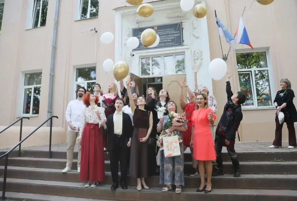Впервые Сергиево-Посадский филиал ВГИК выпустил режиссёров мультимедиа, анимации и компьютерной графики с высшим образованием Впервые Сергиево-Посадский филиал ВГИК выпустил режиссёров мультимедиа, анимации и компьютерной графики с высшим образованием