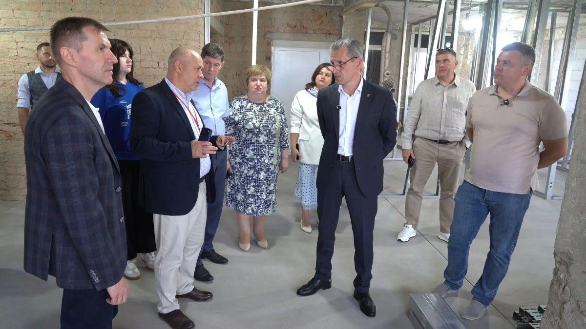 Первый этап: в поликлинике Долгопрудного приступают к отделочным работам Первый этап: в поликлинике Долгопрудного приступают к отделочным работам