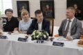 56 стобалльников и 6 мультибалльников: глава Балашихи встретился с лучшими выпускниками округа