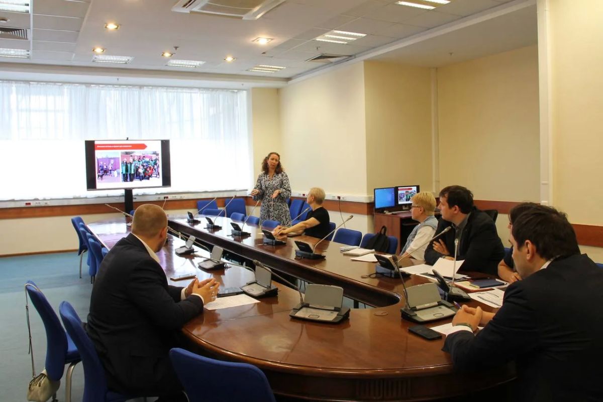 В Доме Правительства Московской области прошло рабочее совещание, посвященное развитию и поддержке проекта «Добрые руки» В Доме Правительства Московской области прошло рабочее совещание, посвященное развитию и поддержке проекта «Добрые руки»