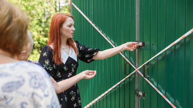 В деревне Шишовке модернизируют контейнерную площадку В деревне Шишовке модернизируют контейнерную площадку