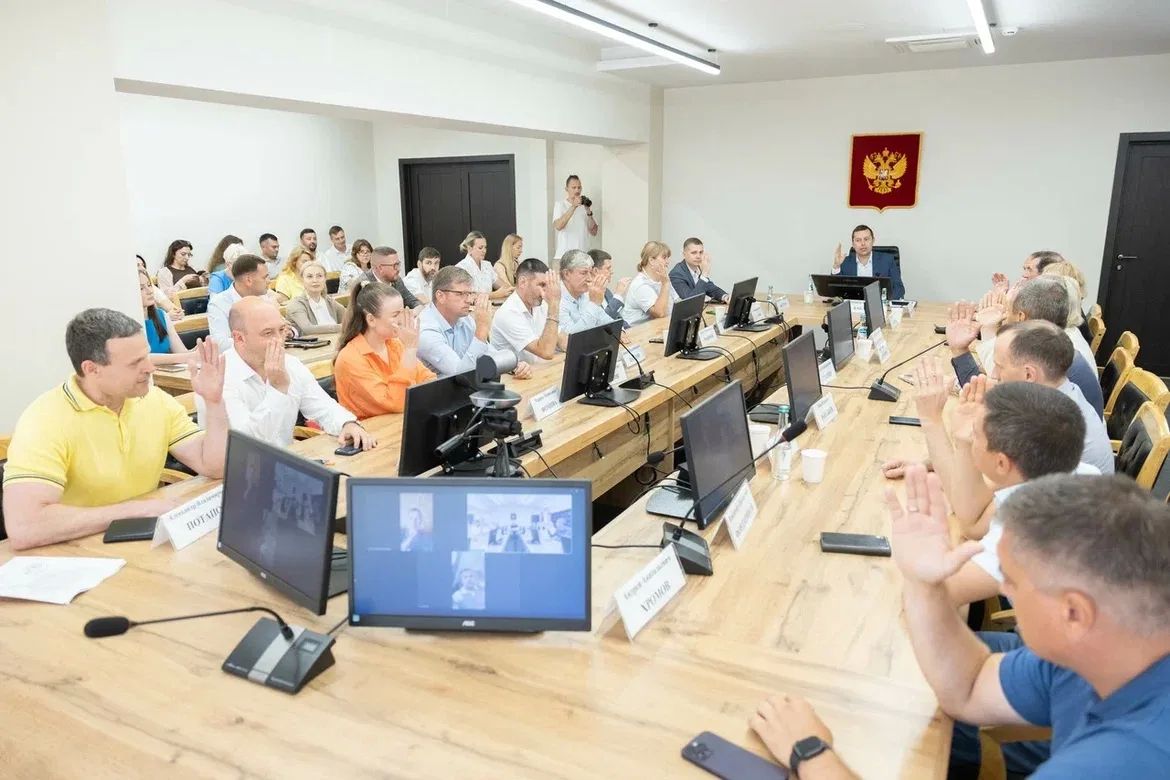 Руслан Заголовацкий: В ходе заседания Совета депутатов отчитался перед депутатами Орехово-Зуевского городского округа о результатах деятельности за прошедший год Руслан Заголовацкий: В ходе заседания Совета депутатов отчитался перед депутатами Орехово-Зуевского городского округа о результатах деятельности за прошедший год