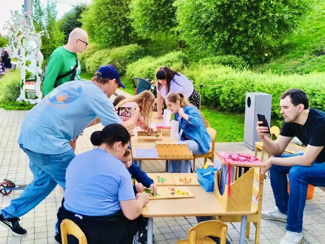На набережной в Павшинской пойме прошел «Летний вечер у реки» На набережной в Павшинской пойме прошел «Летний вечер у реки»