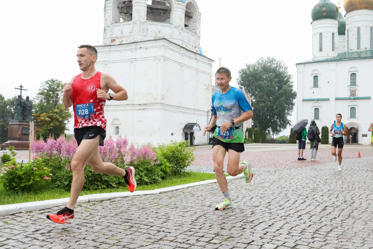 В подмосковной Коломне прошел полумарафон «Летопись Победы-2026» – третий забег сезона «Суперлиги Подмосковья» В подмосковной Коломне прошел полумарафон «Летопись Победы-2026» – третий забег сезона «Суперлиги Подмосковья»