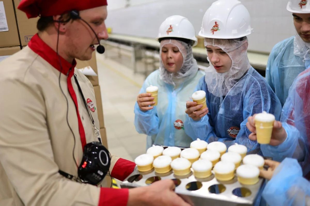 Создано в Подмосковье: сладкое приключение на фабрике мороженого в Подмосковье Создано в Подмосковье: сладкое приключение на фабрике мороженого в Подмосковье