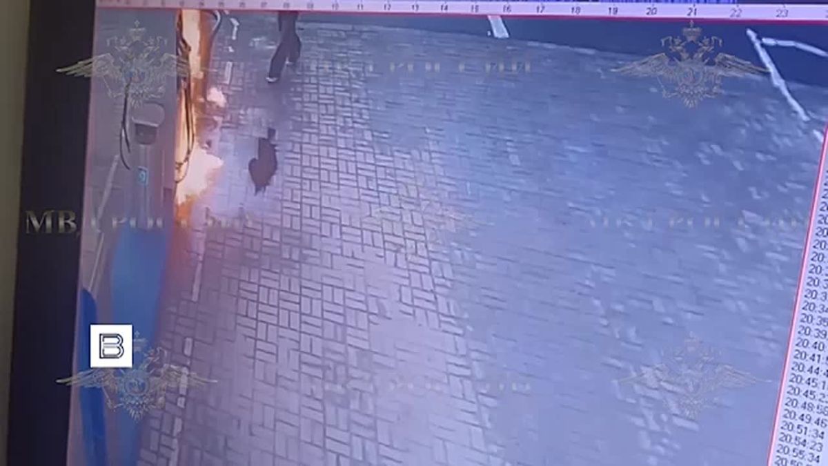 Полиция задержала 16-летнюю девушку за поджог АЗС в подмосковном Щелкове, сообщает Ирина Волк